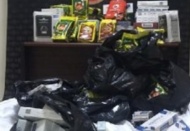 Kaçak sigara ve çay operasyonu düzenlendi