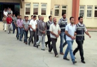 Kaçakçılık şebekesinden 16 kişi tutuklandı