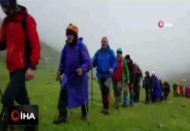 Kaçkarlar'a Haziran'ın son gününde kar yağdı