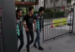Kadıköy'de trafikte 'drift' yapan maganda yakalandı