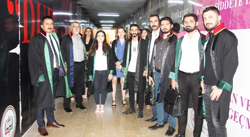 Kadın avukatlar, alt geçitte defalarca saldırıya uğradı