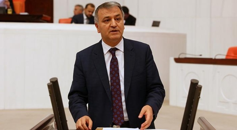 Kadın cinayetlerine daha ne kadar seyirci kalacaksınız?