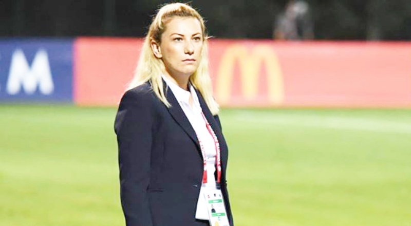 Kadın Milli Takım Teknik Direktörü Necla Güngör: Kadını erkeği yok, futbol bir spor branşı