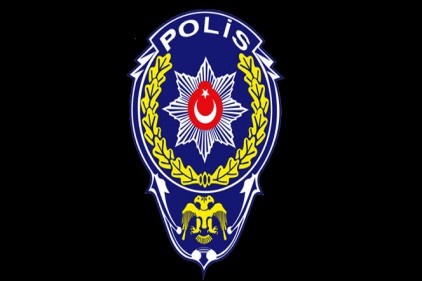 Kadın Polisler başörtüsü takabilecek 