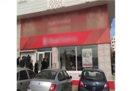 Kadın soyguncu dehşet saçtı