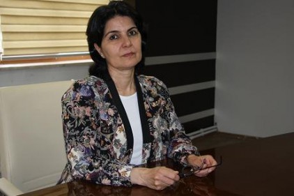 Kadına kadın olarak değil insan olarak bakmak gerek