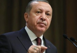 "Kadına karşı işlenen tüm suçları lanetliyorum"