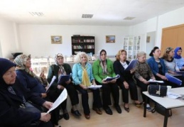 Kadınlar aktif yaşamın içindegönüllerince eğleniyorlar
