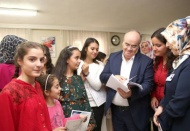 Kadınlar bilgisayar öğreniyor