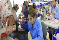 Kadınlar, bin 723 lira ile en yüksek geliri hizmet sektöründe kazanıyor