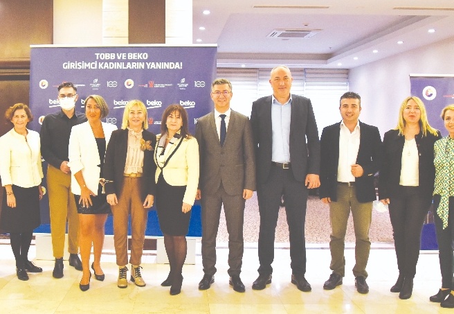 Kadınlar birbirlerinin yanında olmalı ve her konuda desteklemelidir