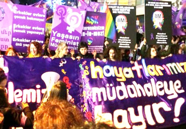 Kadınlar haklarını özgürce kullanmaya AK Parti ile başladı