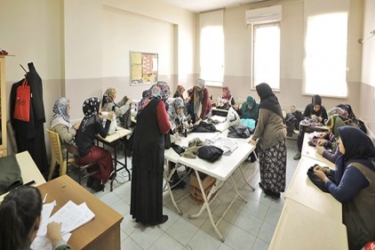 Kadınlar, hem üretiyor hem de aile ekonomisine katkı sağlıyor 