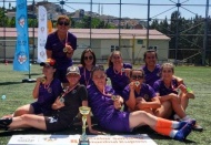 Kadınlar, kadın depremzedeler için sahaya çıkıyor