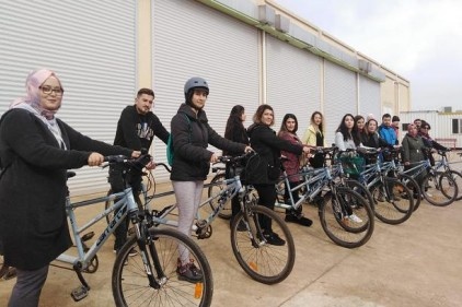 Kadınlar, pedal çevirdi