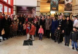 Kadınlar sinemaya gitti