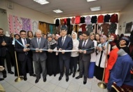 Kadınlar üreterek kendi ihtiyaçlarını karşılıyor