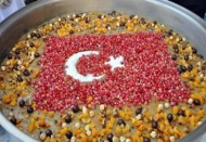 Kadınlara aşure nasıl pişirilir anlatıldı