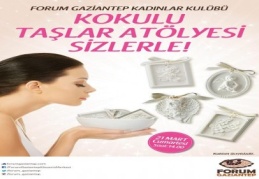 Kadınlar deniz esintisi, gül bahçesi kokulu taşlar yapacak