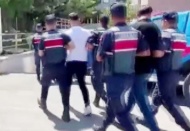 Kadınları kullanarak şantaj yapan örgüte operasyon