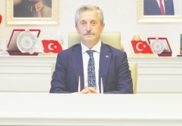 Kadınlarımız, ülkenin gelişmesine ve çağdaşlaşmasına büyük katkılarda bulundu