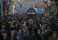 Kadınların istihdam oranı erkeklerin yarısından az