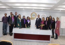 Kadınların karar mekanizmalarında olmasının önündeki engeller kaldırılmalı