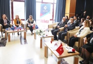 Kadınların, lider ve örnek olduklarını görmek sevindirici