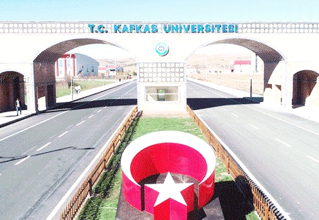 Kafkas Üniversitesi akademik ilanında iki günde çağ değişimi!