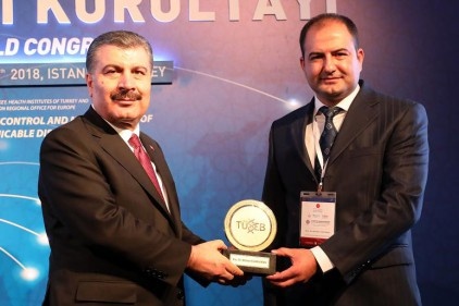 Kahraman, TÜSEB&#8217;in teşvik ödülünü kazandı