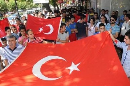 Kahramanmaraş&#8217;ta teröre lanet yürüyüşü 