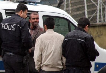 Kahvehanede çıkan kavgada 2 kişi yaralandı