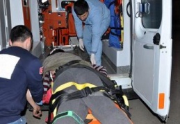 Kahvehanede kavga çıktı, 2 kişi yaralandı