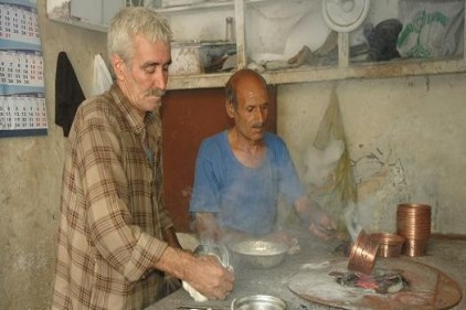 Kalaycılar 70 derece sıcaklık altında çalışıyor 