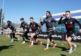 Kaleciler, takımdan ayrı özel çalıştı