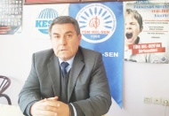 Kalifiyeli memur, arşiv bölümünde pasifize edip, cezalandırılıyor