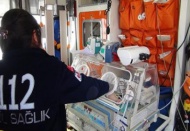 Kalp hastası bebeğe ambulans uçak