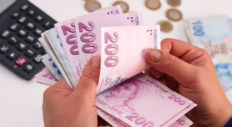Kamu işçisine ilk 6 ay için yüzde 9 önerildi
