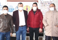 Kamu kurumlarına güven her geçen gün azaltıyor