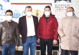 Kamu kurumlarına güven her geçen gün azaltıyor