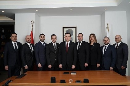 Kamuda çalışanlar için maske bağışladılar