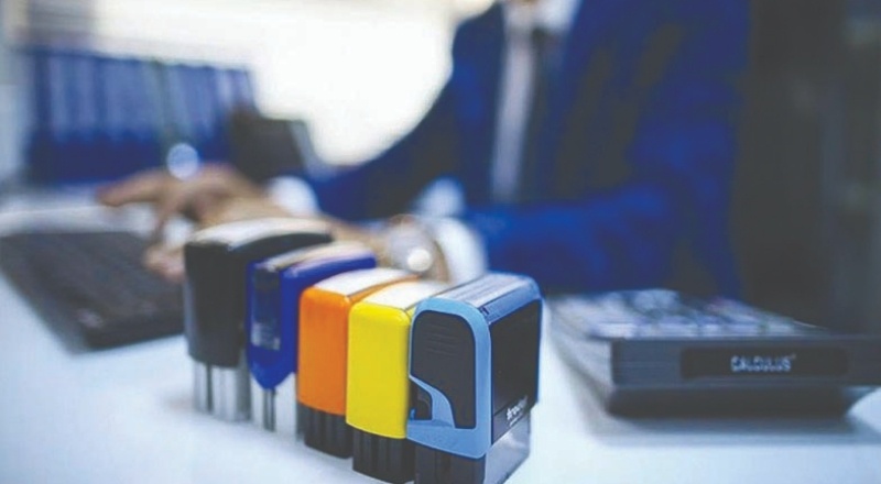 Kamuda koronavirüse yakalanan çalışanların maaşlarında kesinti yapılıyor