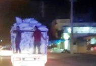 Kamyonet kasasında pes dedirten yolculuk