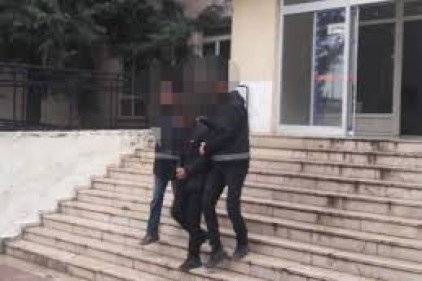 Kapkaç yaptı, tutuklandı