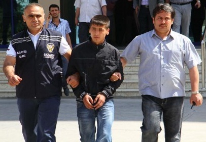 Kapkaç yaptığı iddia edilen bir kişi gözaltına alındı