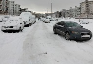 Kar lastiği ya da zinciri olmayan araçlar trafiğe çıkamayacak