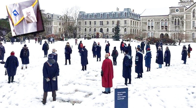 Kar ve soğuk dinlemeden eyleme devam ediyorlar
