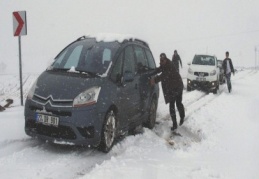 Karadağ geçit vermiyor