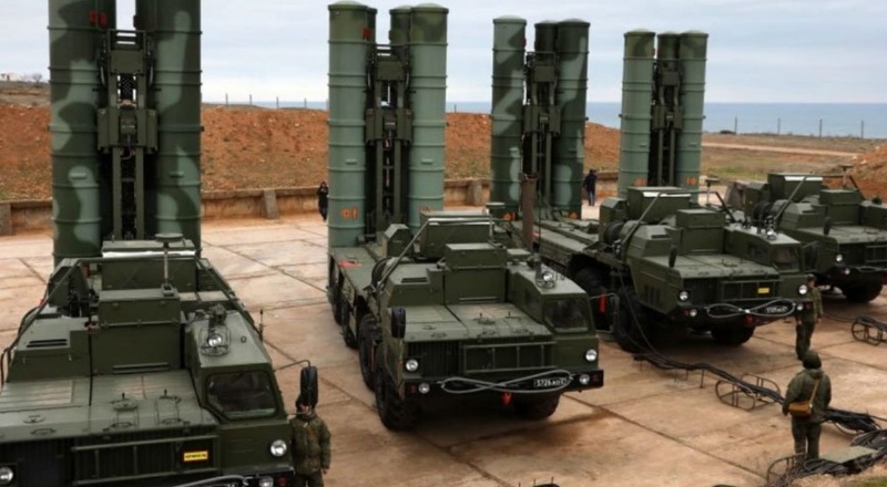 Karadeniz'deki NATO-Ukrayna tatbikatları devam ederken Rusya, Kırım'daki S-400'leri aktive etti