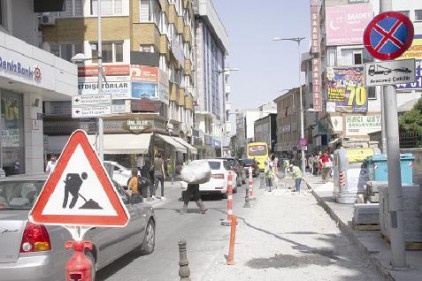 Karagöz Caddesi güzelleşiyor